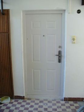 vchodové dvere Family - biela farba